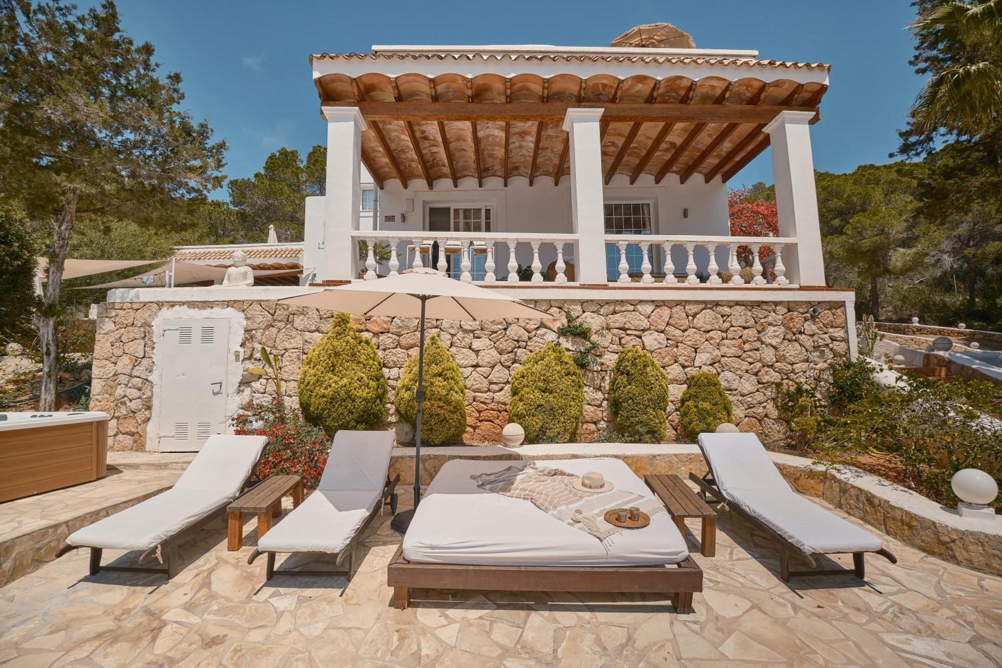 Villa B&M Experience Sant Francesc de s'Estany Exterior foto